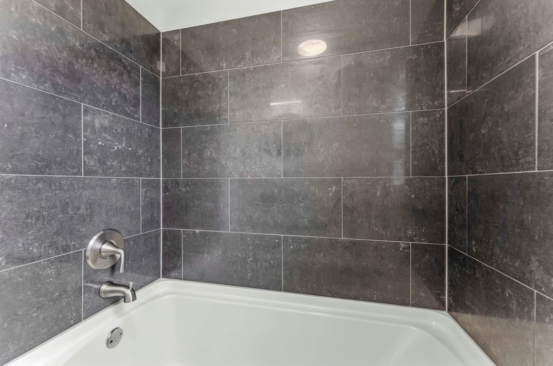 944 Fidelity Dr, Pittsburgh PA  15236-1315 exterior