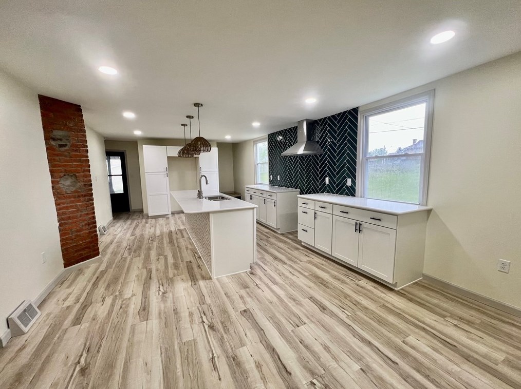 114 Ridge Blvd, South Connellsville PA  15425-1946 exterior