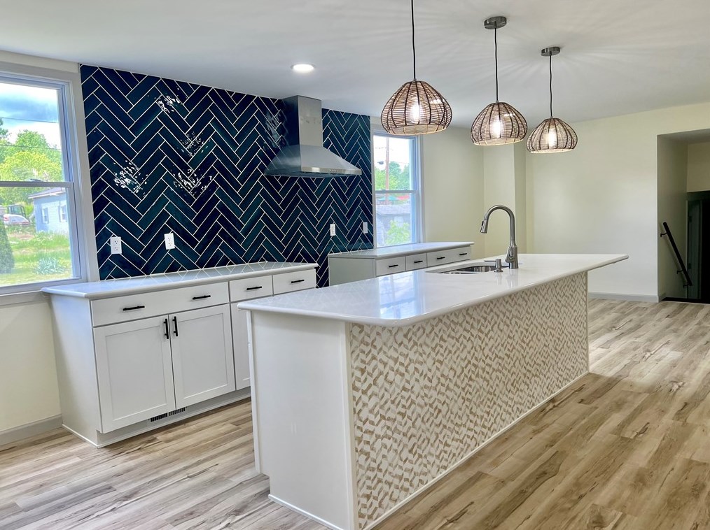 114 Ridge Blvd, South Connellsville PA  15425-1946 exterior