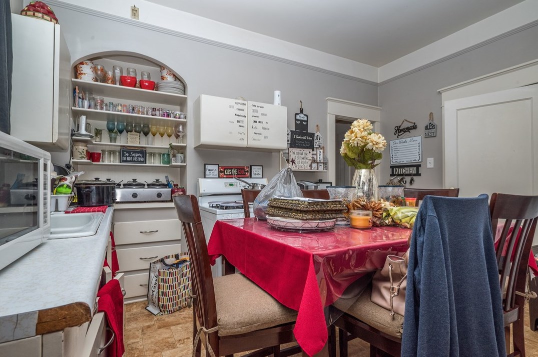 695 Main St, Washington PA 15301-3914 exterior