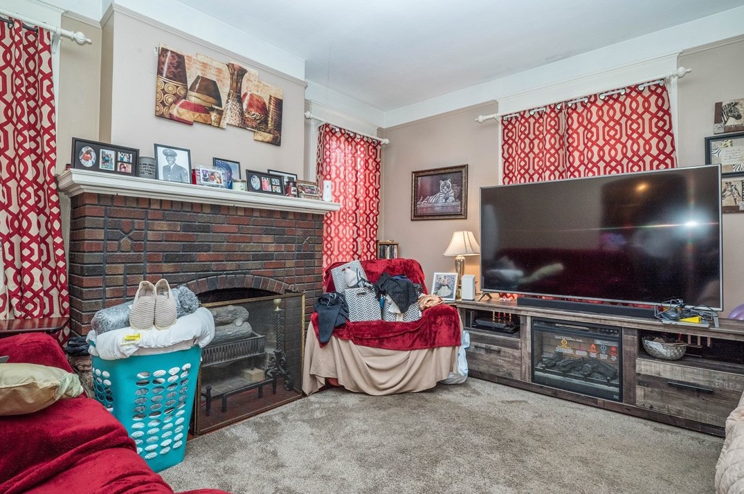 695 Main St, Washington PA 15301-3914 exterior