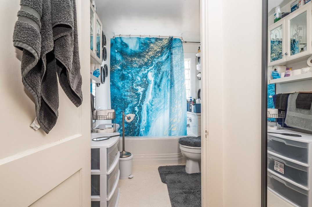 695 Main St, Washington PA 15301-3914 exterior