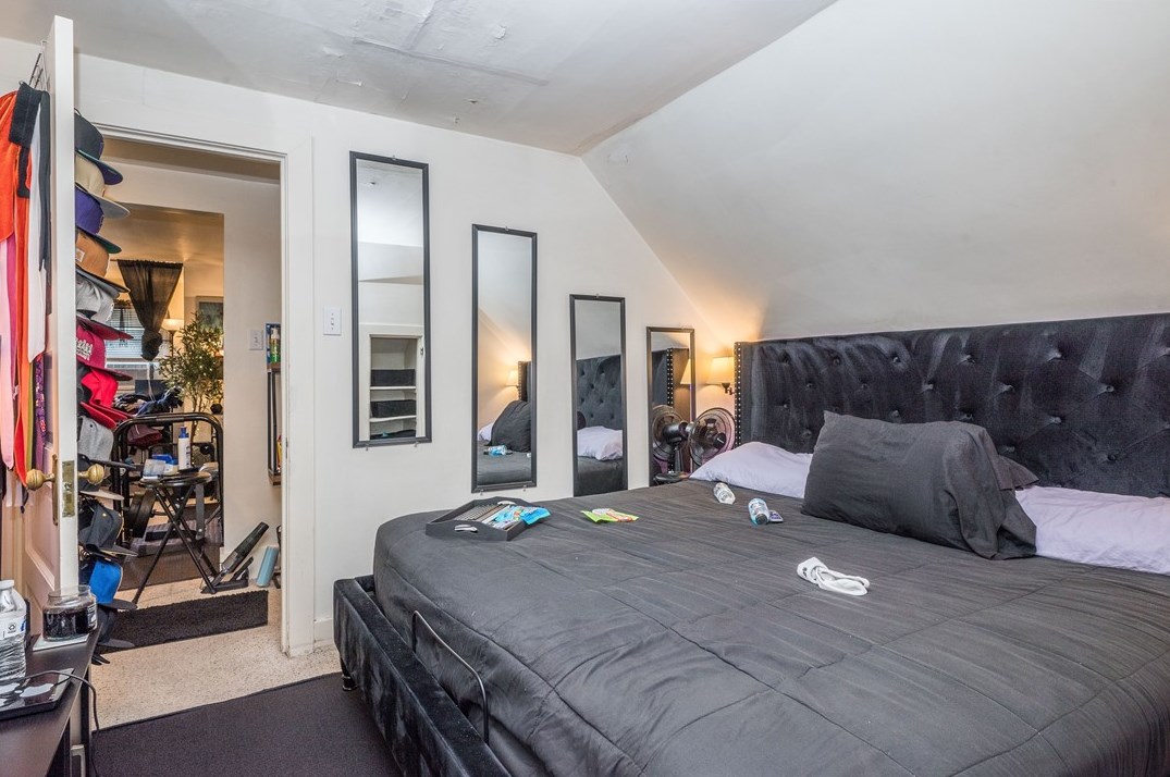 695 Main St, Washington PA 15301-3914 exterior