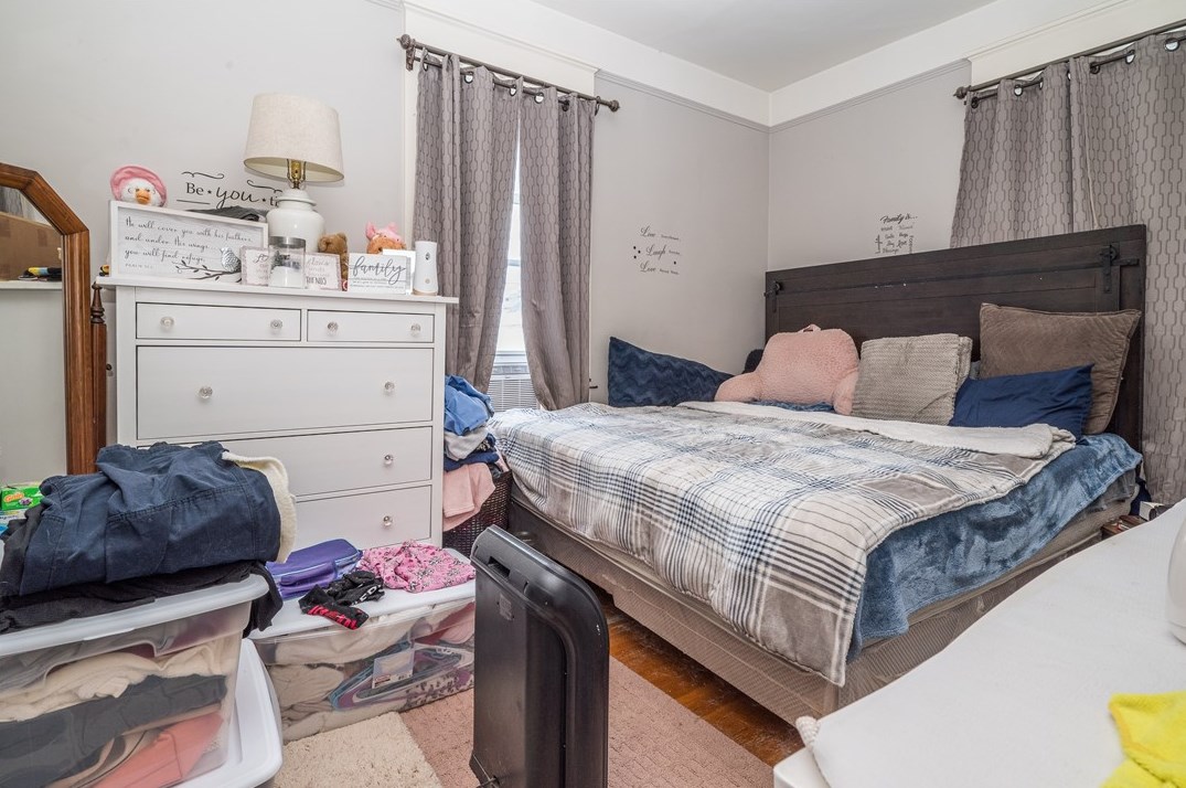 695 Main St, Washington PA 15301-3914 exterior