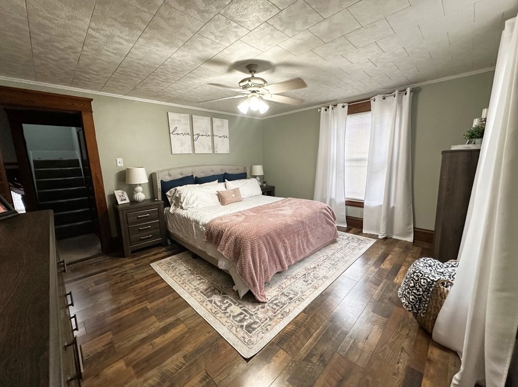 606 Clayton St, New Castle PA 16102-1242 exterior