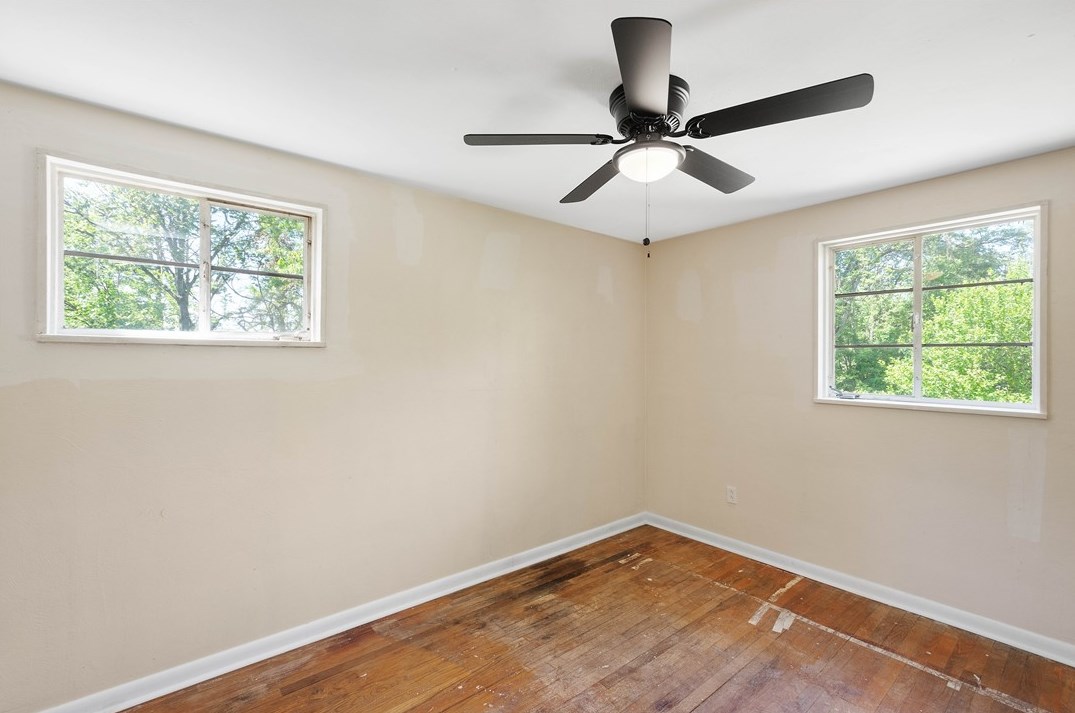 409 Elias Dr, Pittsburgh PA 15235-1711 exterior