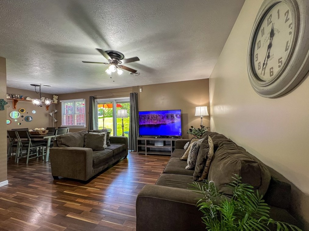 107 Stoneridge Blvd, Butler PA 16001-6691 exterior