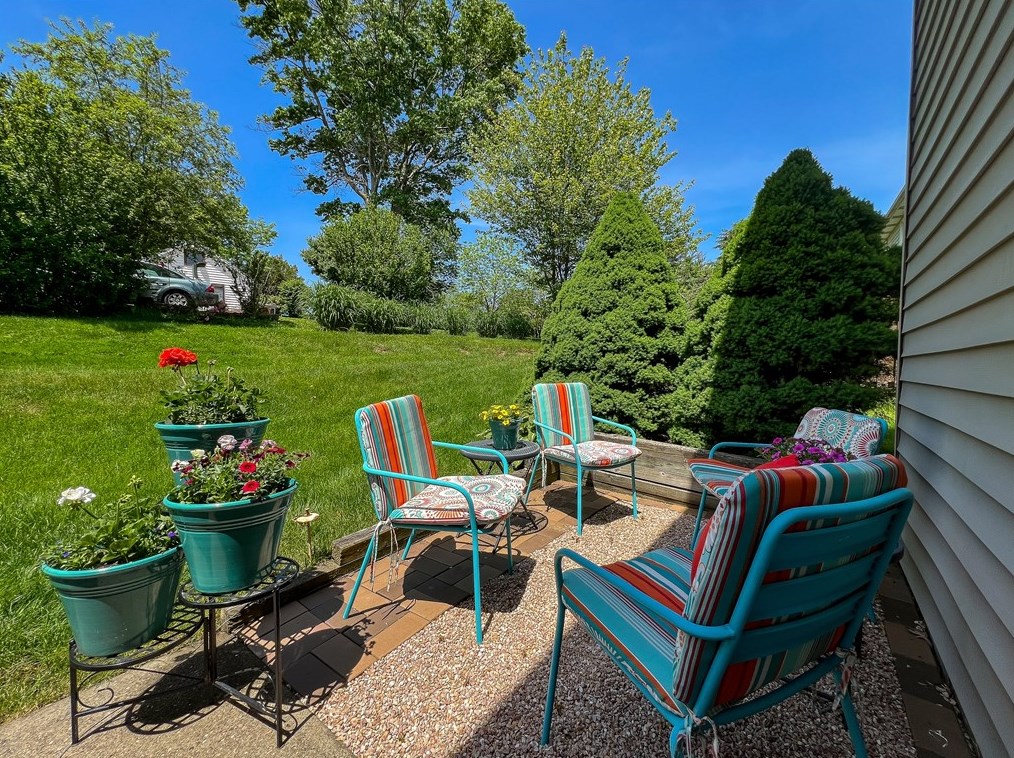 107 Stoneridge Blvd, Butler PA 16001-6691 exterior