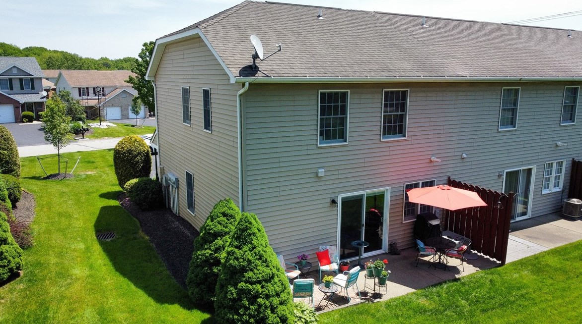 107 Stoneridge Blvd, Butler PA 16001-6691 exterior