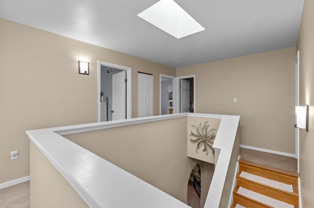 110 Bertley Rdg Dr, Moon Twp PA 15108-9761 exterior