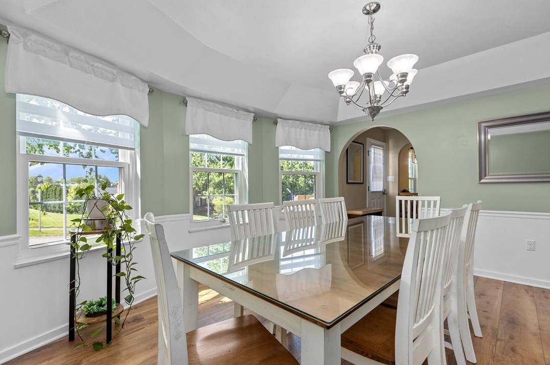 110 Bertley Rdg Dr, Moon Twp PA 15108-9761 exterior