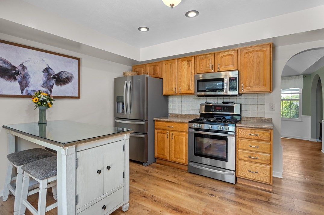 110 Bertley Rdg Dr, Moon Twp PA 15108-9761 exterior