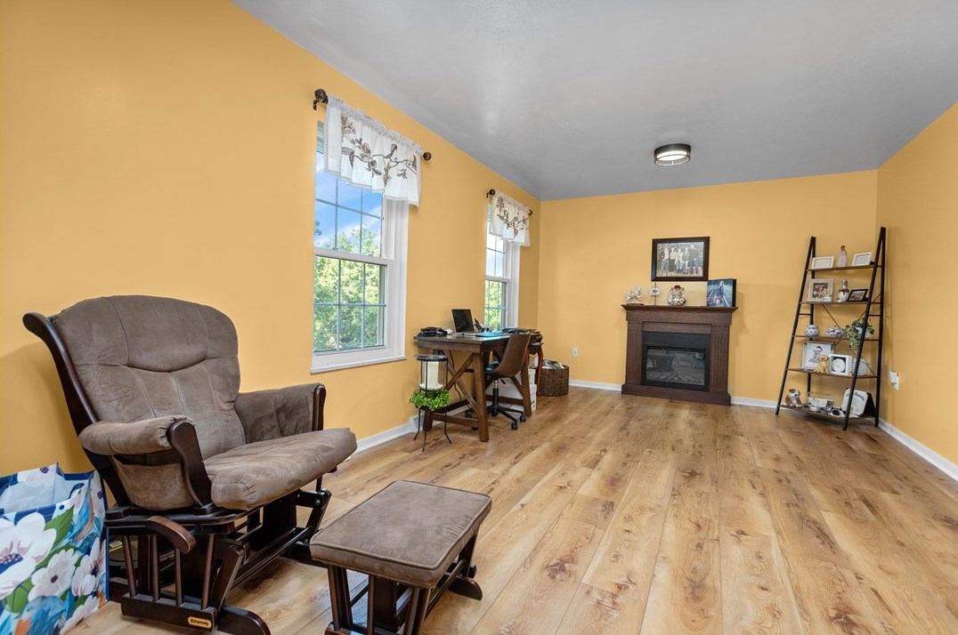 110 Bertley Rdg Dr, Moon Twp PA 15108-9761 exterior