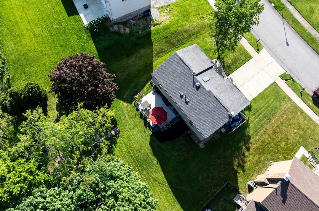 110 Bertley Rdg Dr, Moon Twp PA 15108-9761 exterior