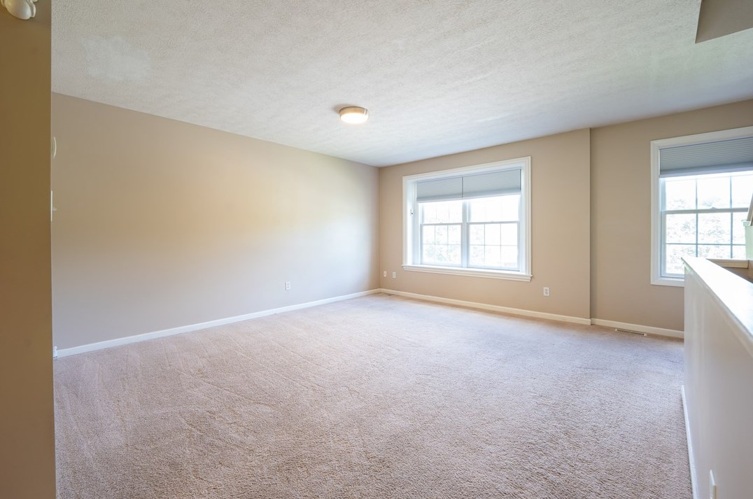 6910 Spg Vly Ln, Export PA 15632-2644 exterior