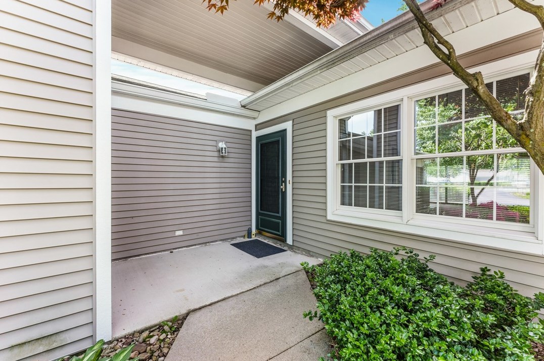 50 Golfwood Dr, Hermitage PA  16148-3954 exterior
