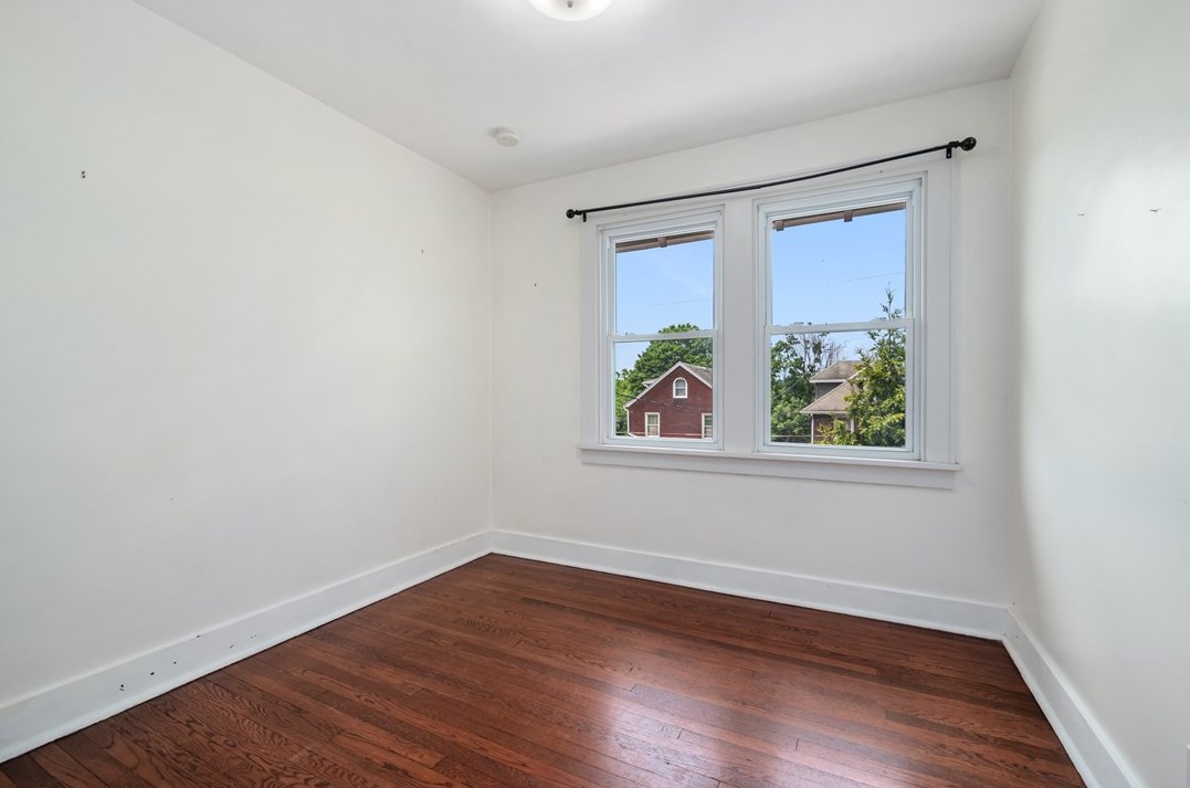 7914 Newmeyer St, Pittsburgh PA 15218-1828 exterior