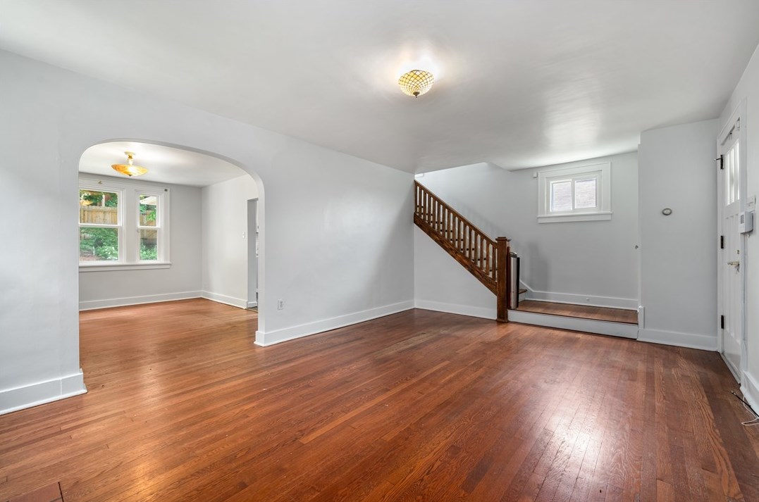 7914 Newmeyer St, Pittsburgh PA 15218-1828 exterior