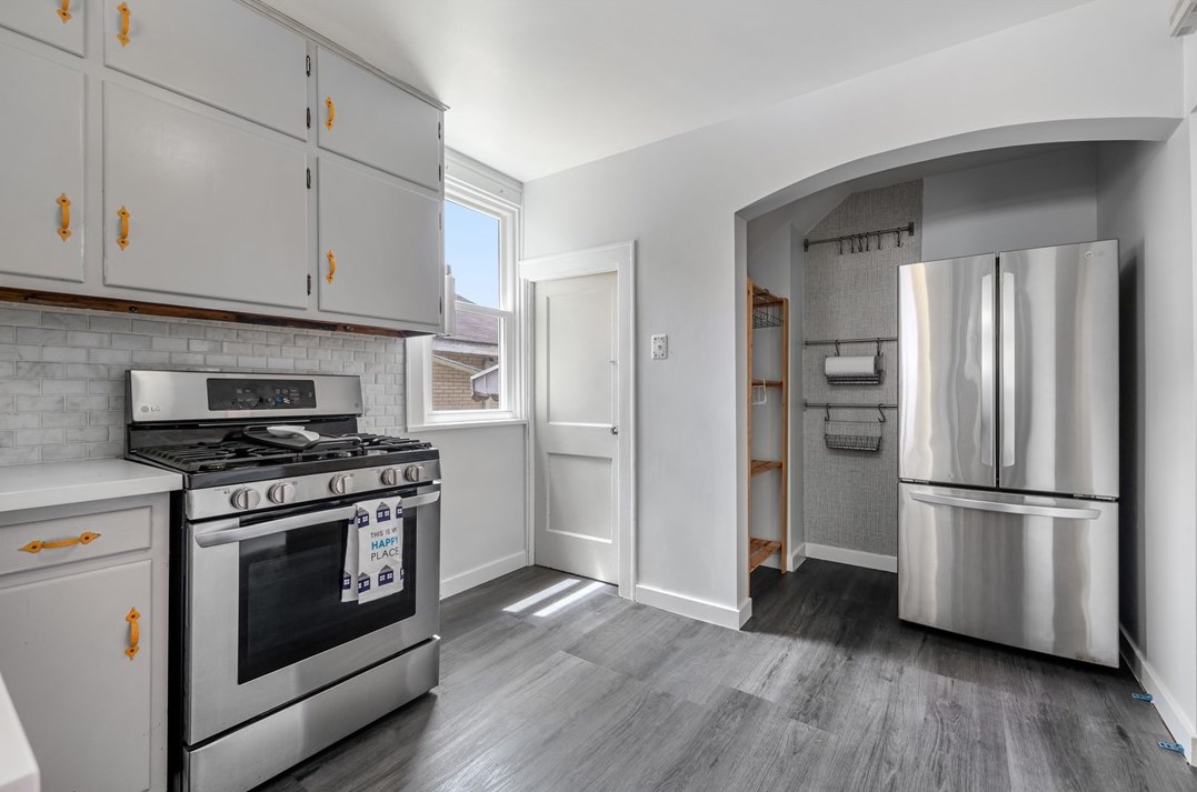 7914 Newmeyer St, Pittsburgh PA 15218-1828 exterior