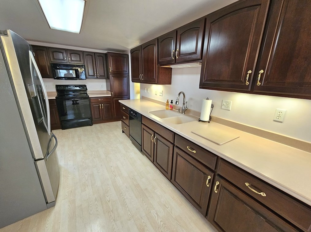 341 Burton Ave, Washington PA 15301-3302 exterior