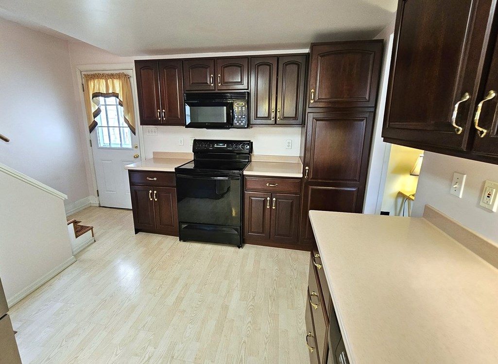 341 Burton Ave, Washington PA 15301-3302 exterior