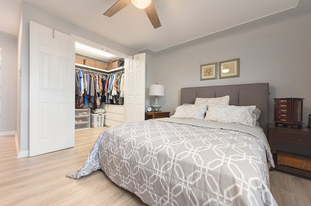 127 Horseshoe Dr, Mckeesport PA  15131-3221 exterior