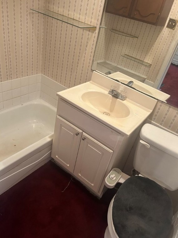 185 Kruest Dr, Freedom PA 15042-2735 exterior