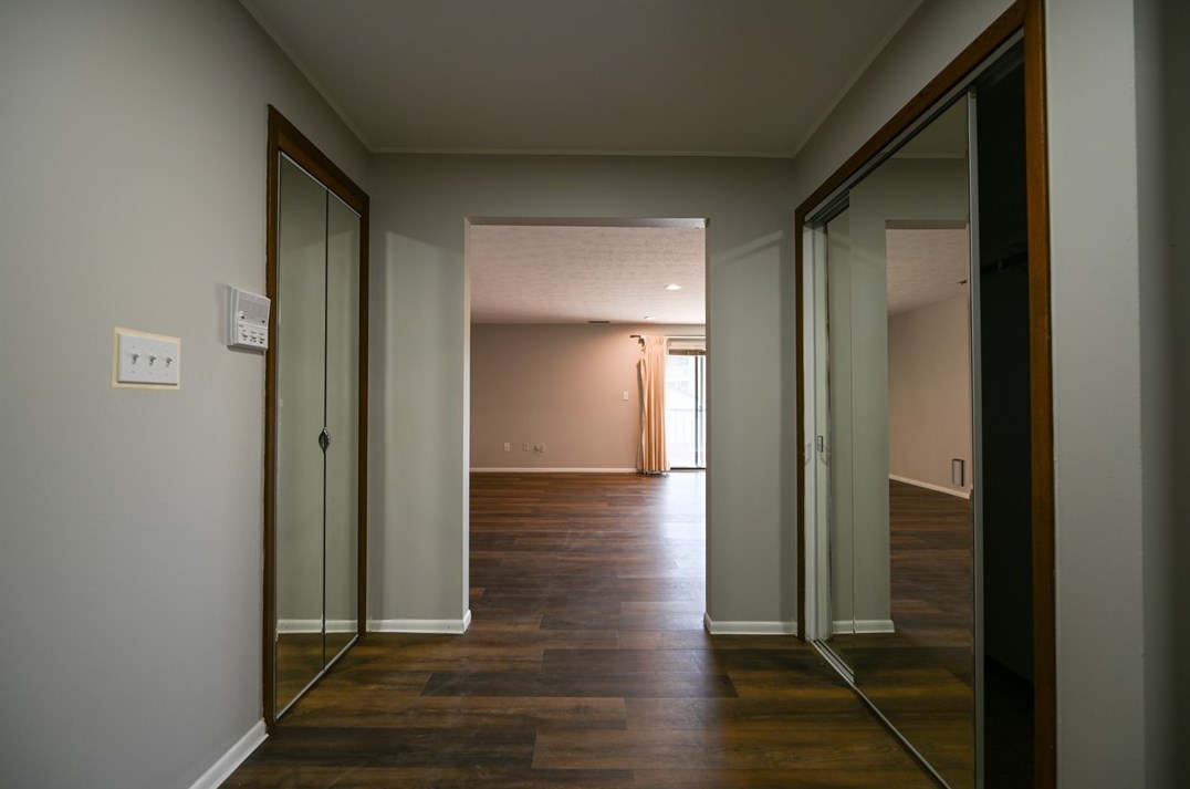 7411 Lighthouse Pt, Pittsburgh PA 15221-2583 exterior