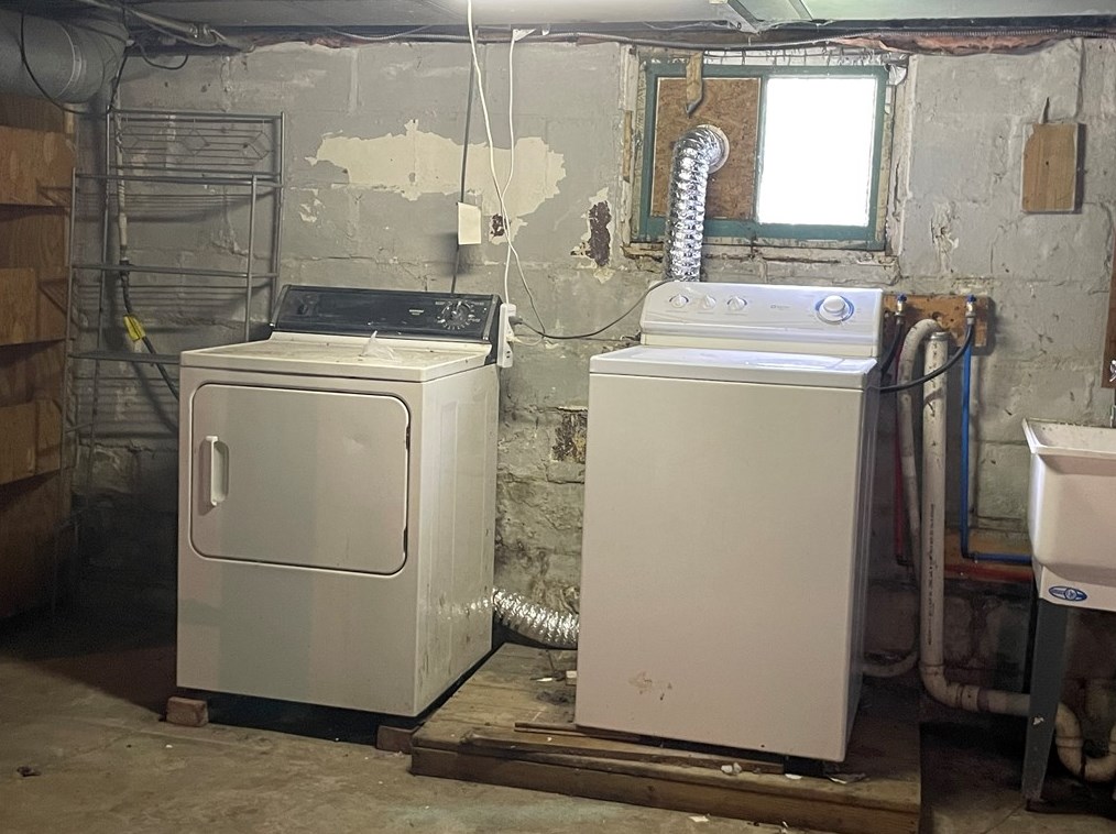 29 Alan Ave, Greenville PA  16125-2117 exterior