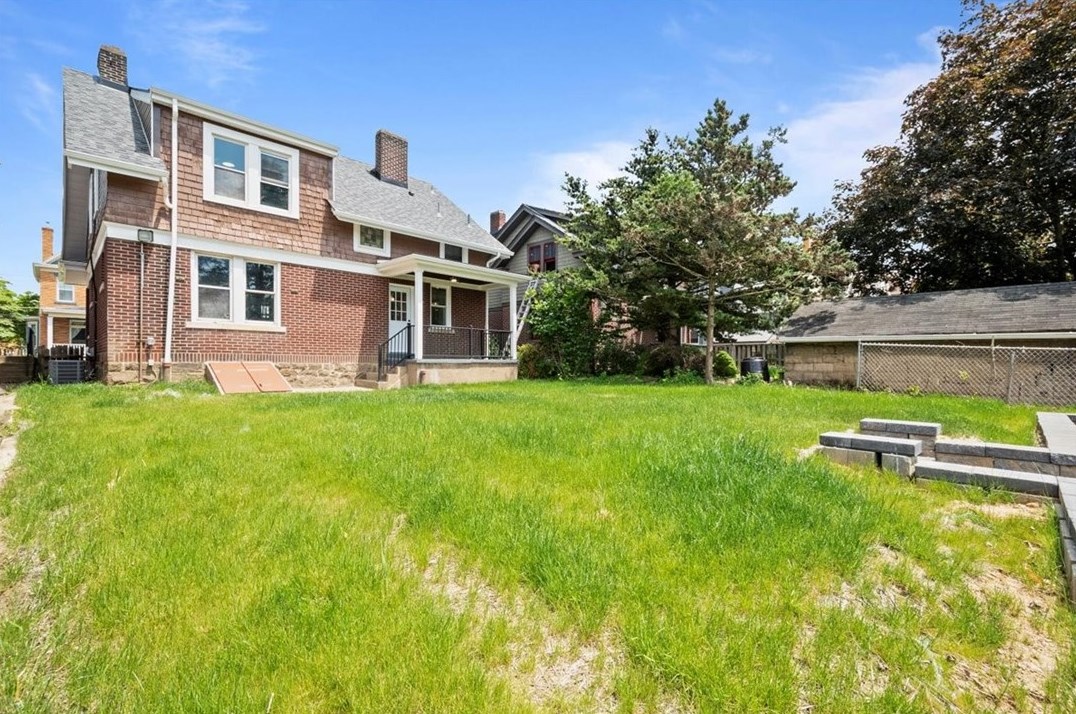 3939 Mcclure Ave, Pittsburgh PA 15212-1646 exterior