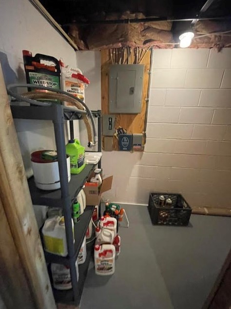 49 Gorby Rd, Washington PA 15301-7743 exterior