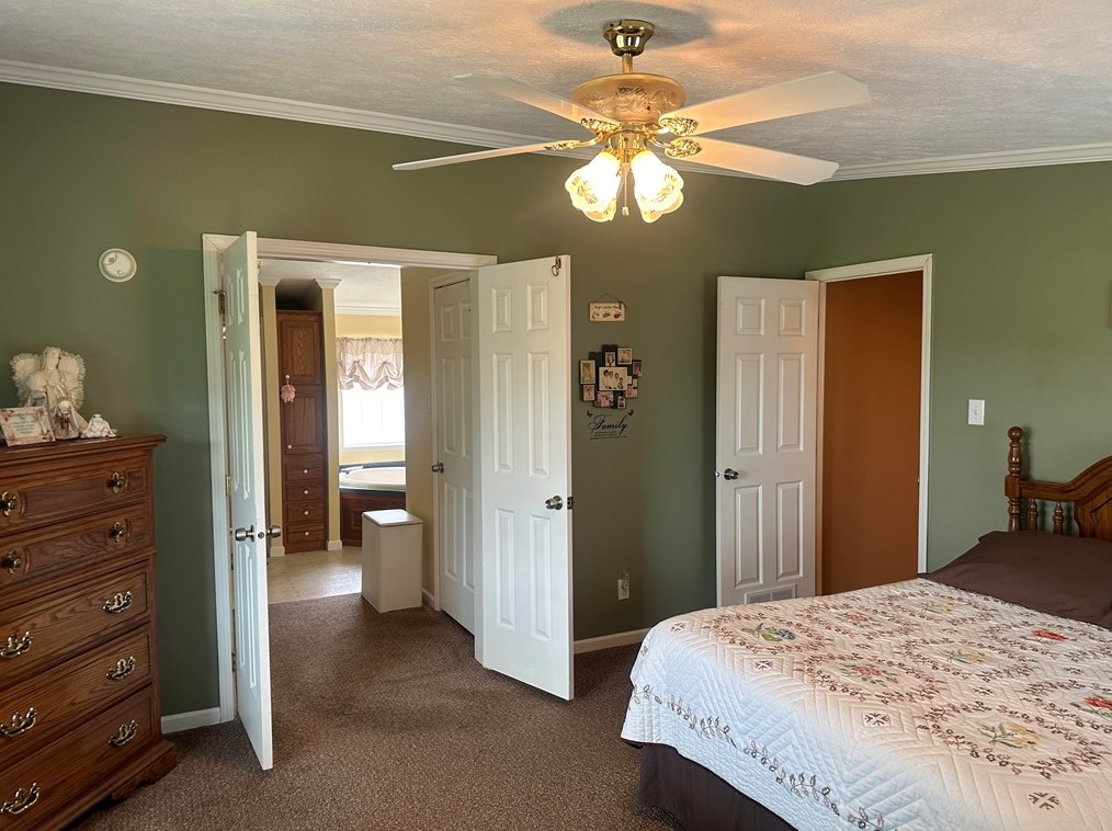 49 Gorby Rd, Washington PA 15301-7743 exterior