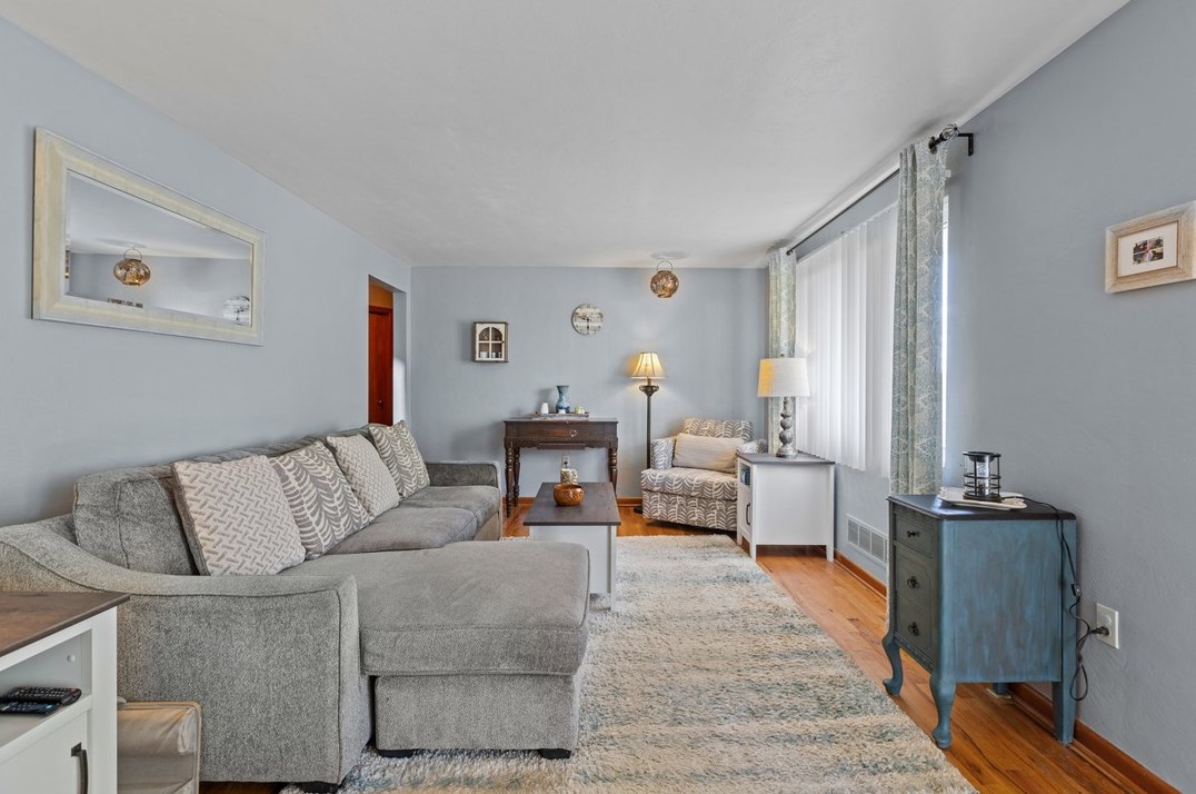 1232 Frd St, Pittsburgh PA 15122-4106 exterior