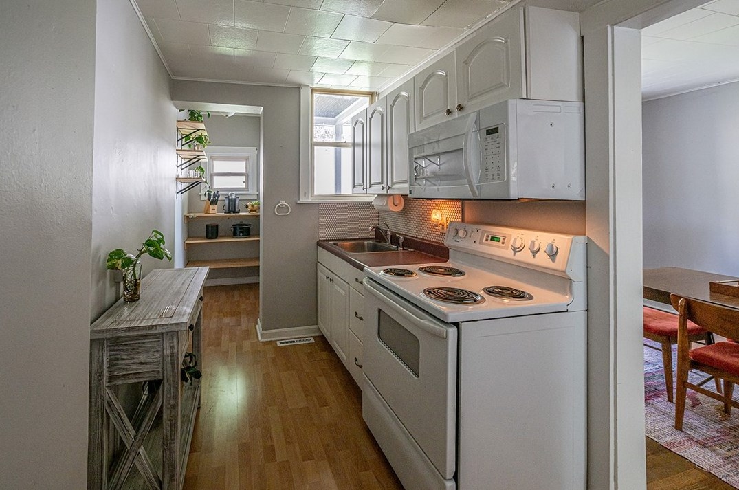 612 Forest Ave, Pittsburgh PA  15202-3113 exterior