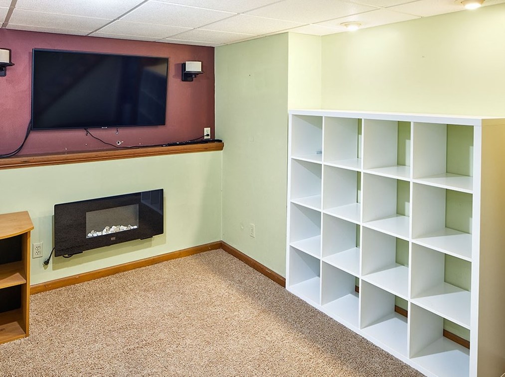 717 Corbin St, Pittsburgh PA  15122-2003 exterior