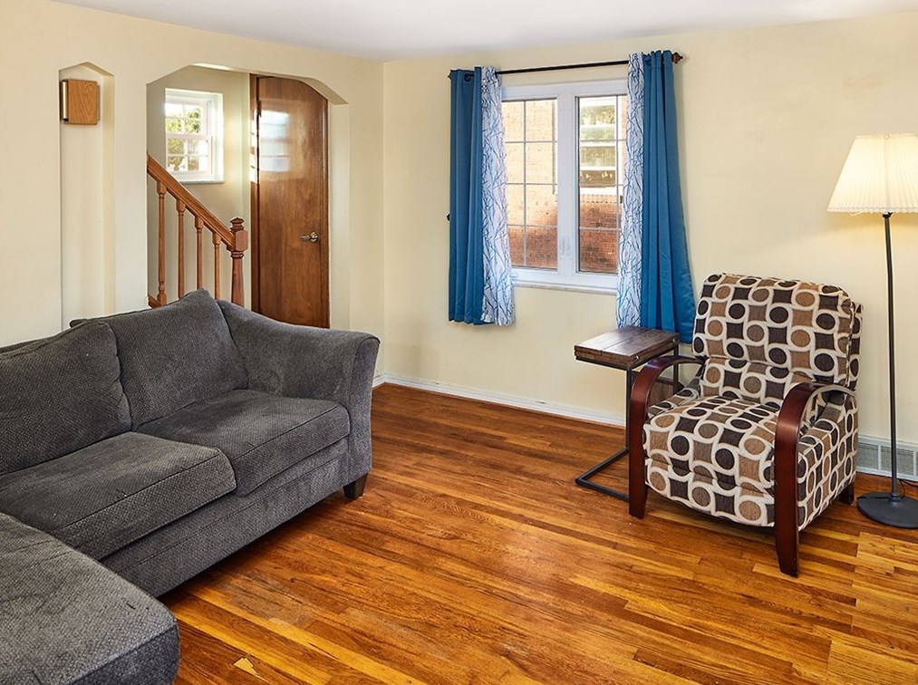 717 Corbin St, Pittsburgh PA  15122-2003 exterior