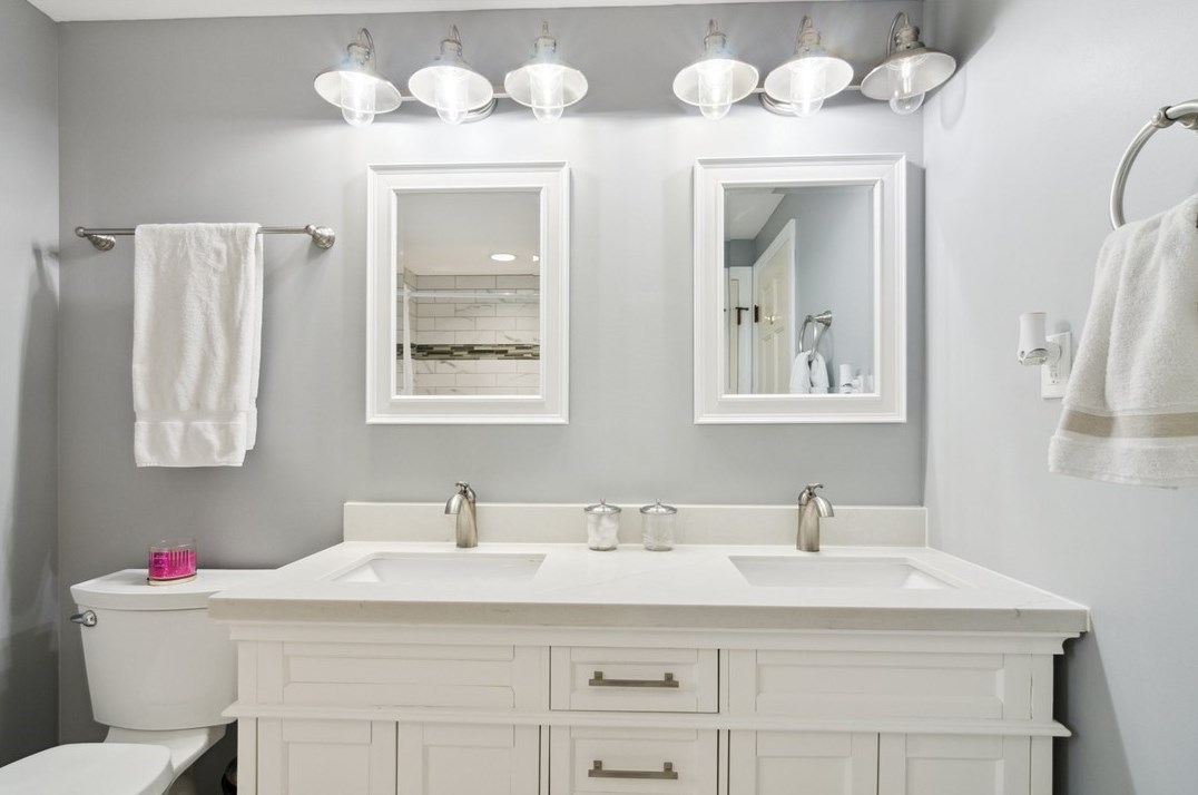 1390 Redfern Dr, Pittsburgh PA 15241-2935 exterior