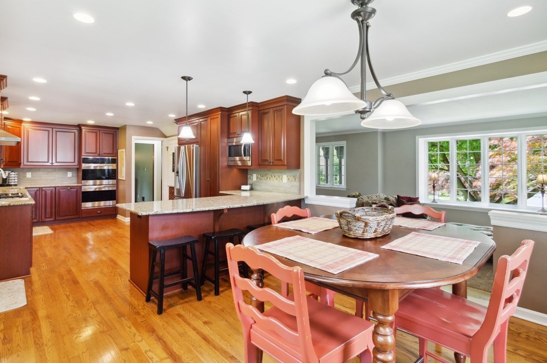 1390 Redfern Dr, Pittsburgh PA 15241-2935 exterior