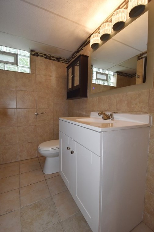 226 Berkley Ave, Pittsburgh PA  15221-4804 exterior