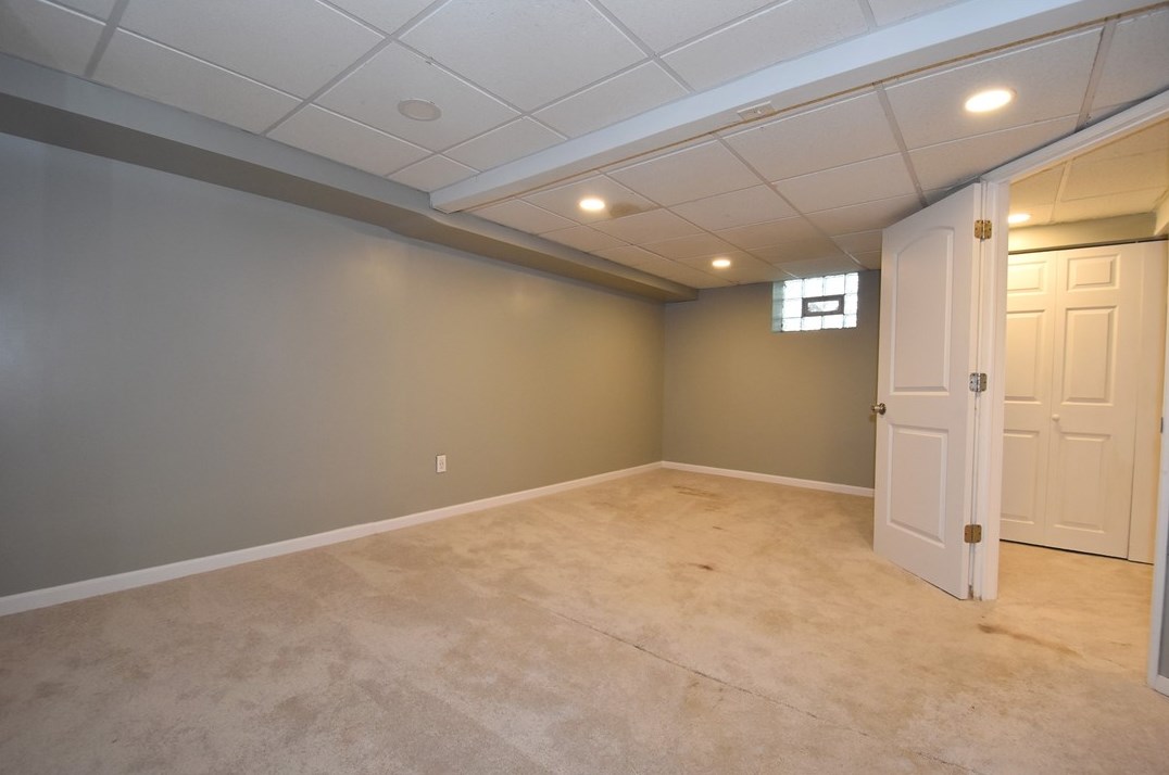 226 Berkley Ave, Pittsburgh PA  15221-4804 exterior