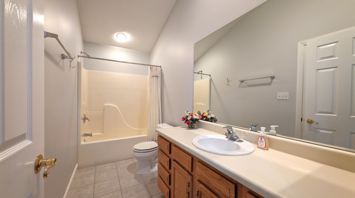 901 Berrington Ct, Bethel Park PA  15102-3138 exterior