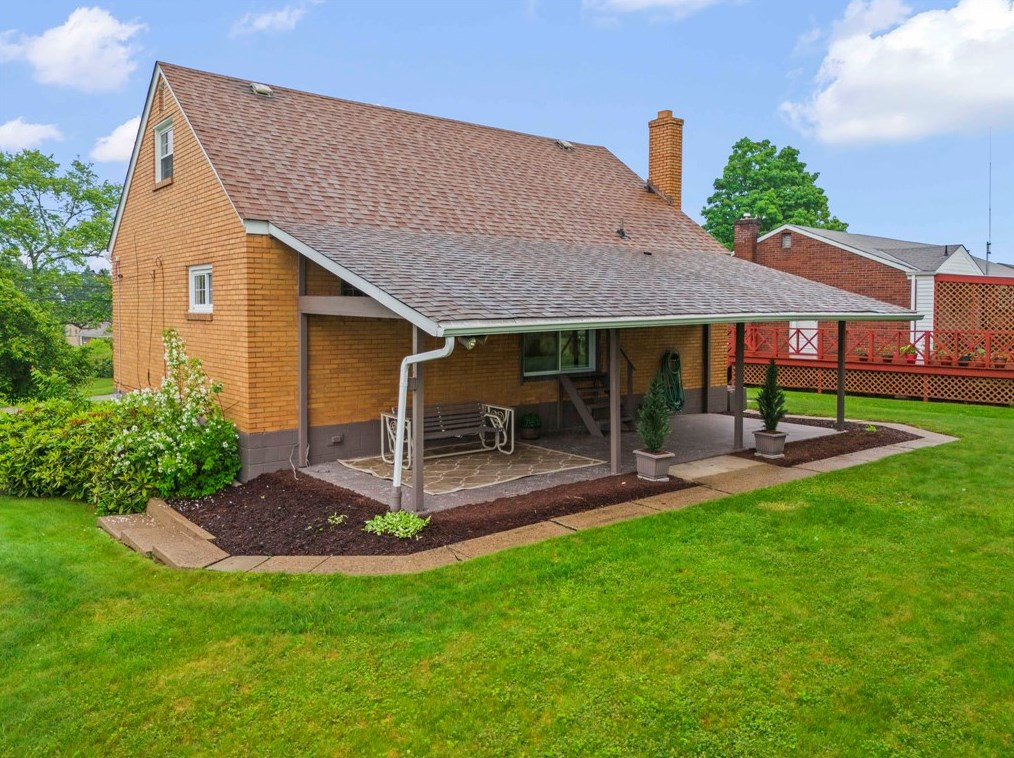 4802 Lolly Dr, Monroeville PA 15146-3628 exterior