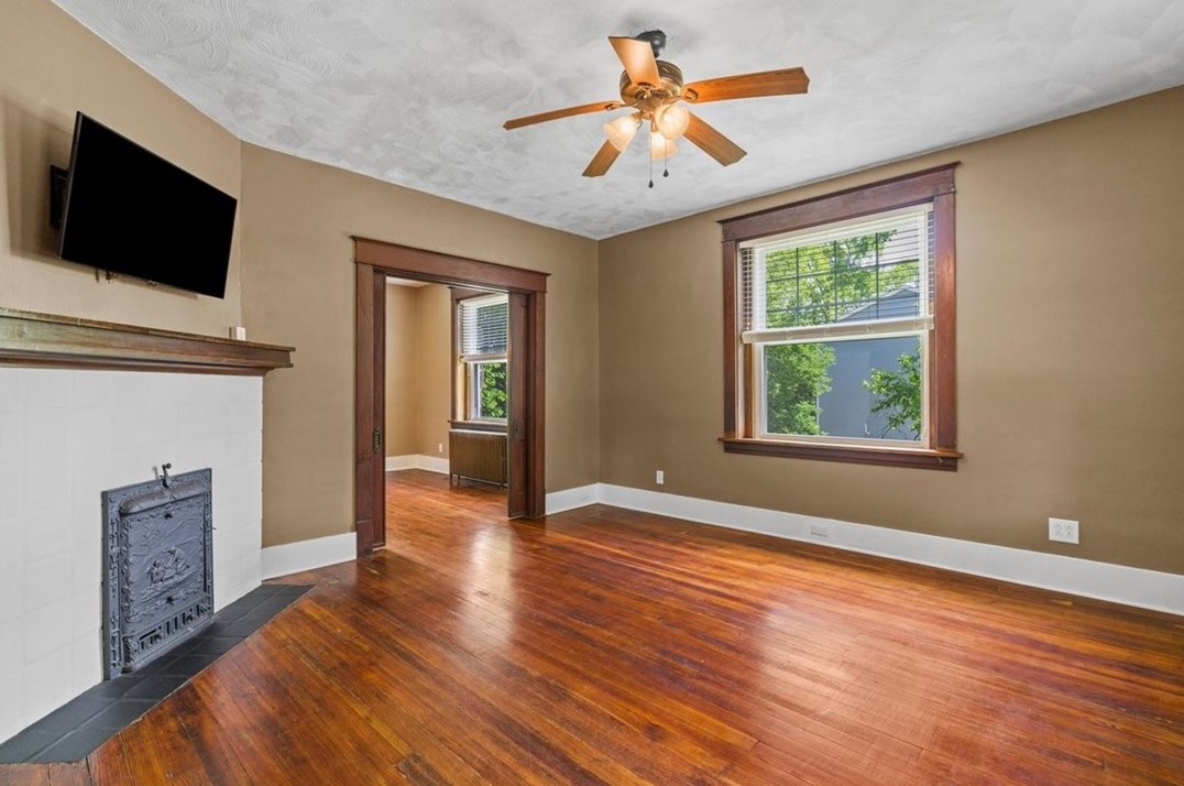 4354 Armorhill Ave, Whitaker PA  15120-1203 exterior