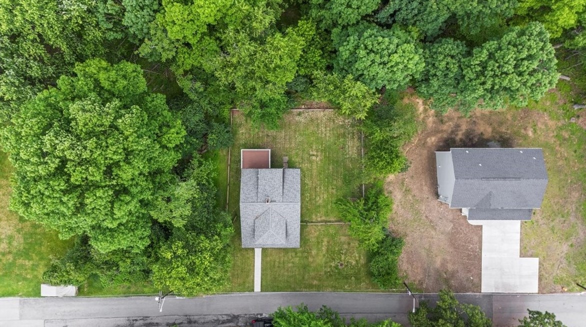 4354 Armorhill Ave, Whitaker PA  15120-1203 exterior