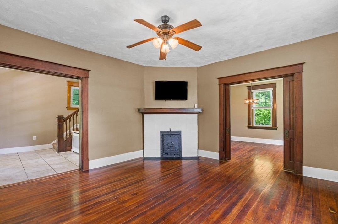 4354 Armorhill Ave, Whitaker PA  15120-1203 exterior