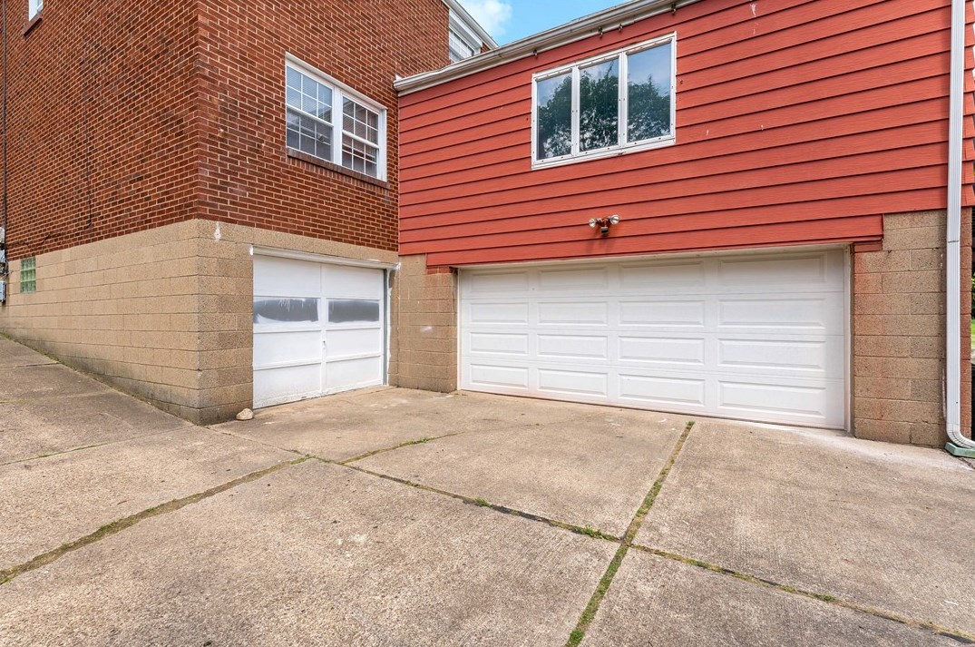 5928 Heberton Dr, Verona PA  15147-3325 exterior