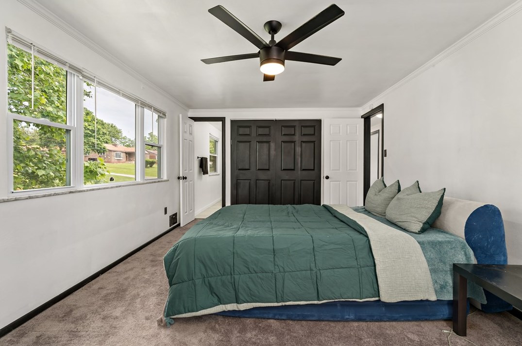 5928 Heberton Dr, Verona PA  15147-3325 exterior