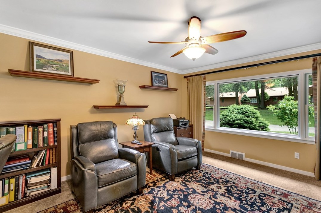 4901 Simmons Cir, Export PA  15632-9330 exterior