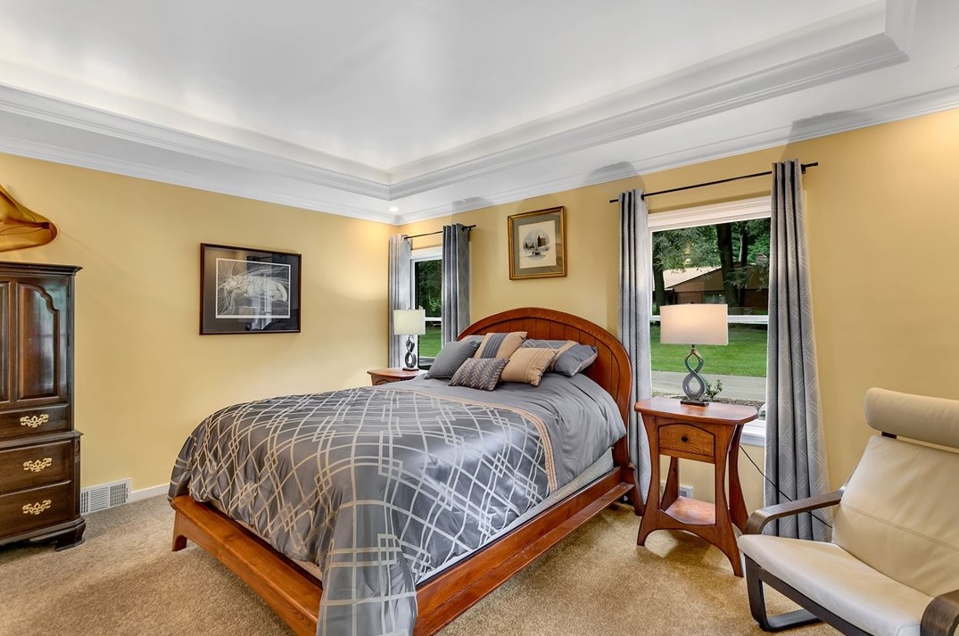 4901 Simmons Cir, Export PA  15632-9330 exterior