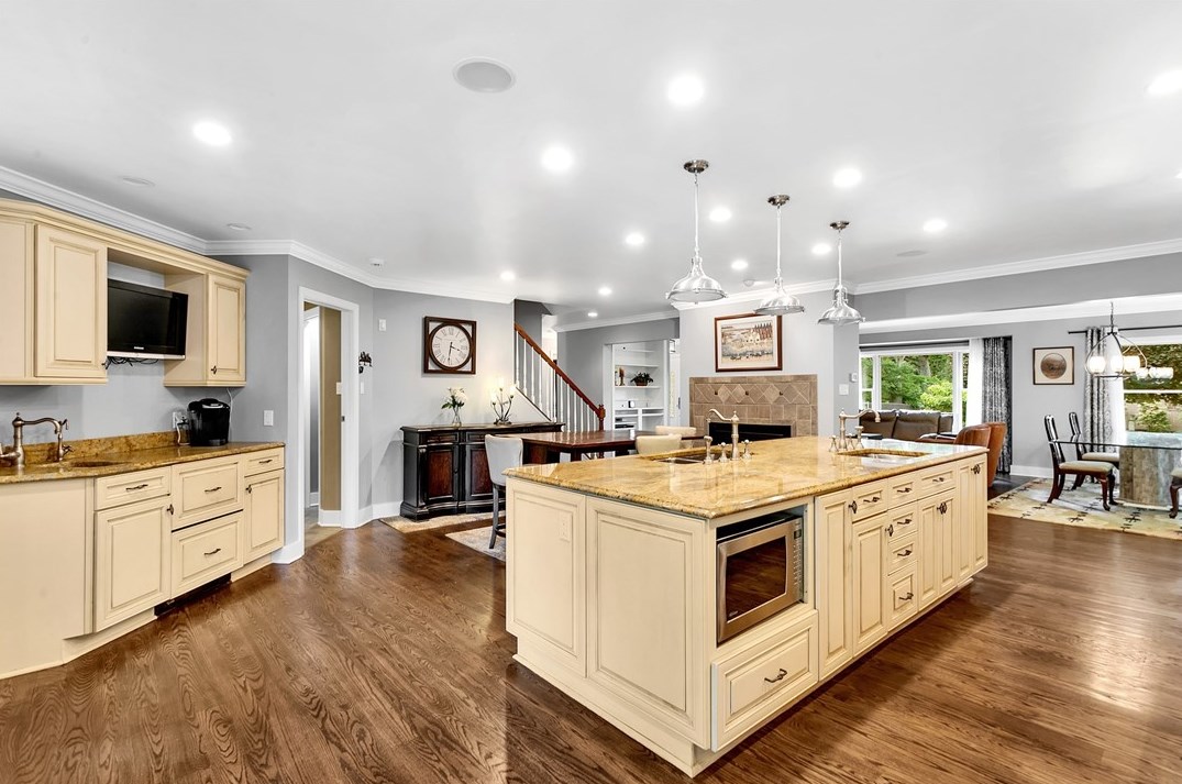 4901 Simmons Cir, Export PA  15632-9330 exterior